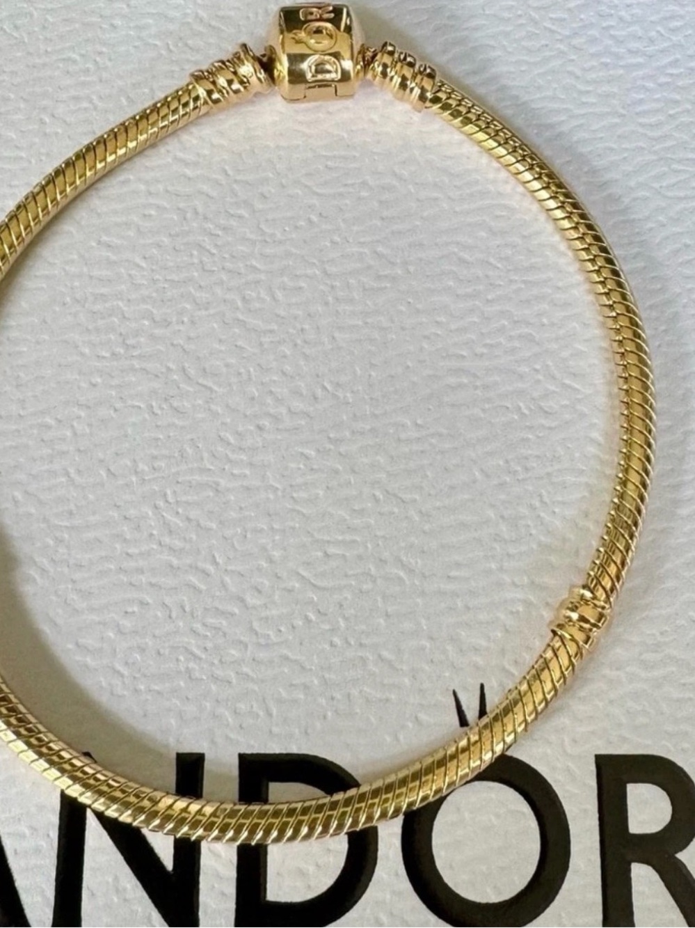 PANDORA Moments Snake Bracelet 14k Solid Gold 7.9ā